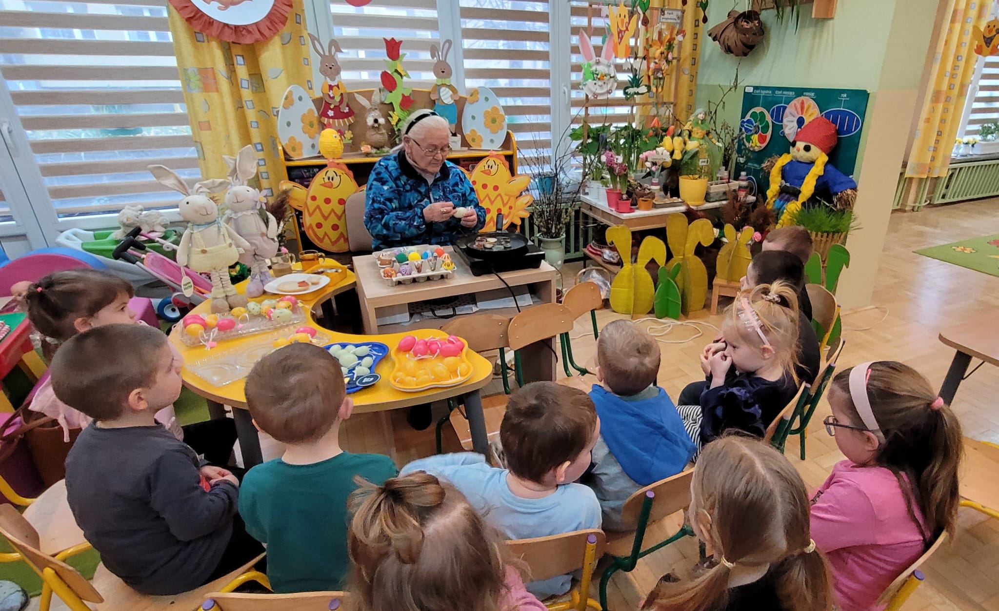 Tradycyjne zdobienie pisanek